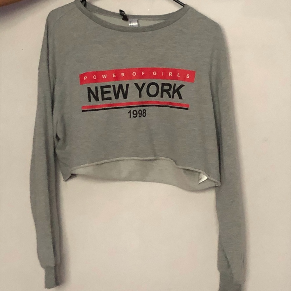 Cropped long sleeve throw on top